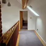 Bridge House Modern Comfort In Historic Stone