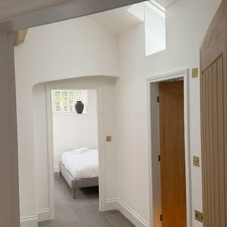 Bridge House Modern Comfort In Historic Stone