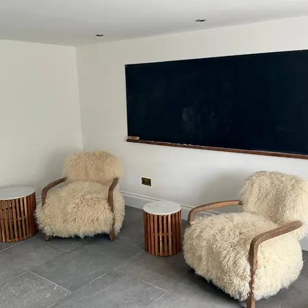 Bridge House Modern Comfort In Historic Stone Scarborough